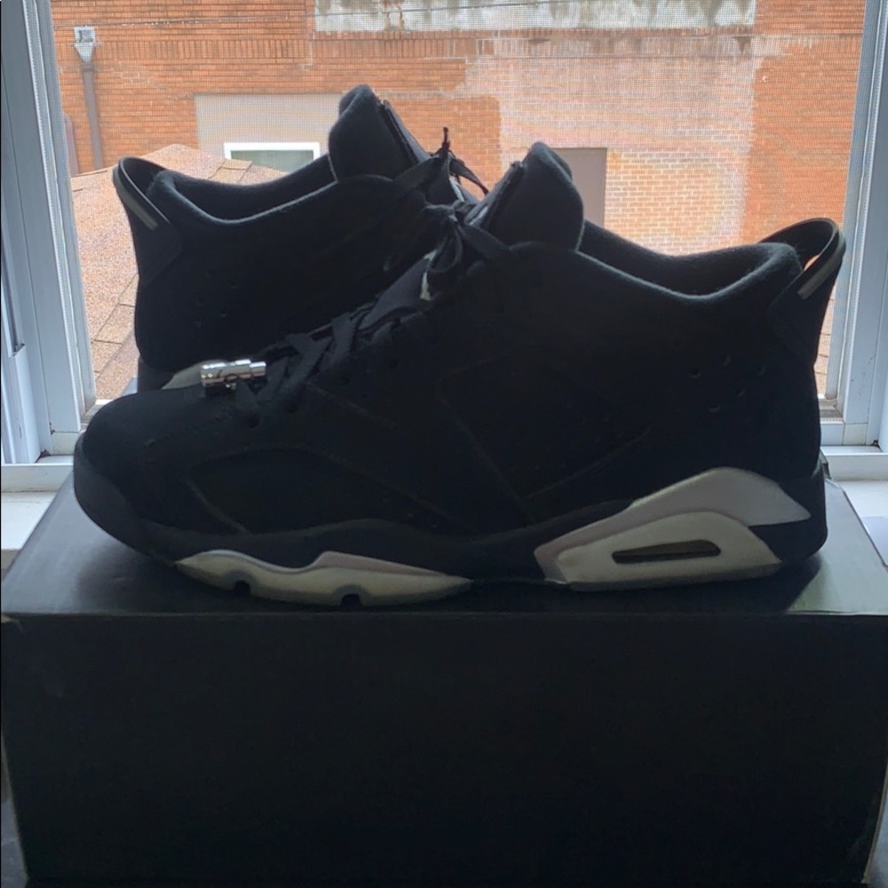 Jordan 6s low